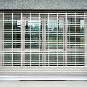 Cách Khắc Phục Sự Cố Khi Sử Dụng Cửa Cuốn Khe Thoáng